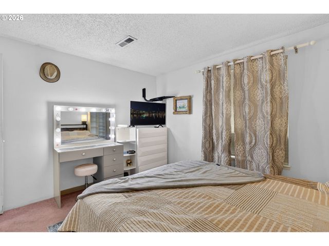 22280 S KAMRATH Rd, Oregon City, OR 97045
