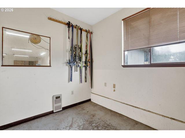 22280 S KAMRATH Rd, Oregon City, OR 97045