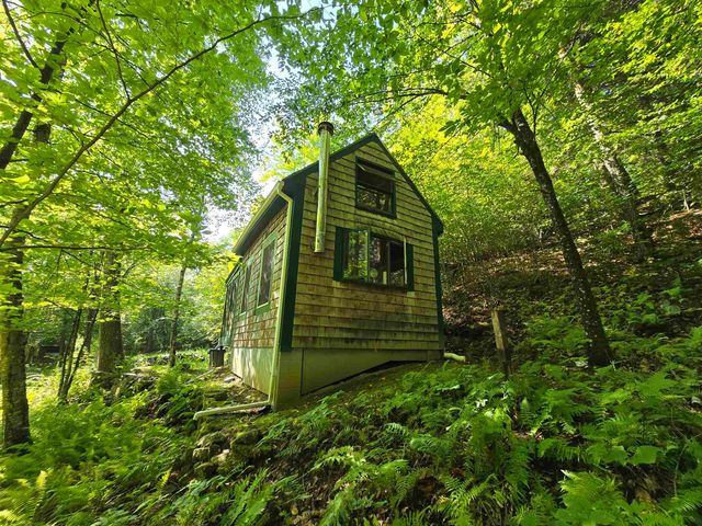 42 Gerald Drive, Tilton, NH 03276