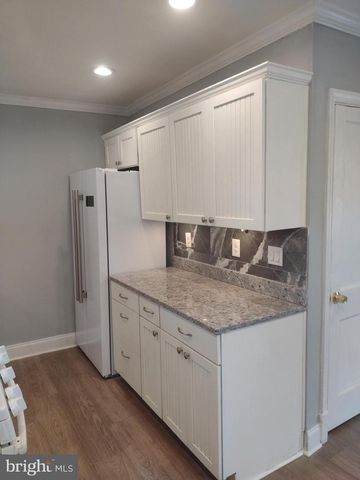 9024 49TH PL, College Park, MD 20740