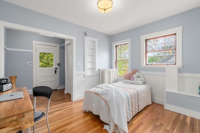 146 University Rd 146, Brookline, MA 02445