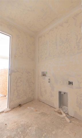 10333 SW 56th Street, Mustang, OK 73064