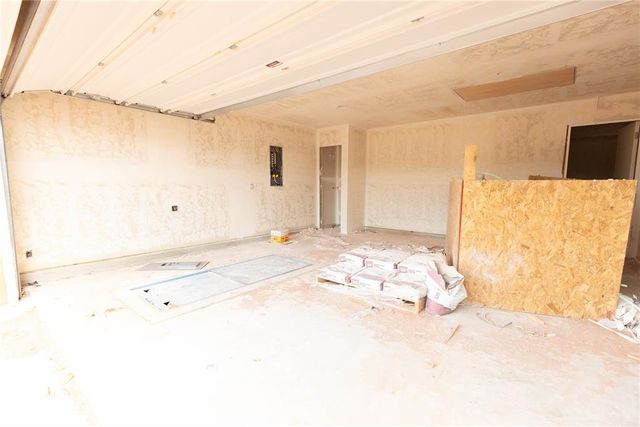 10333 SW 56th Street, Mustang, OK 73064