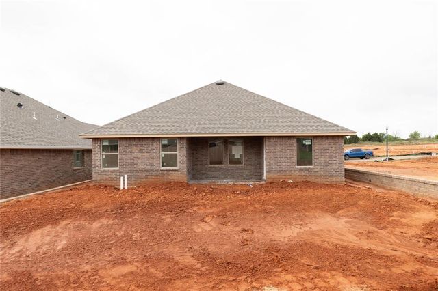 10333 SW 56th Street, Mustang, OK 73064