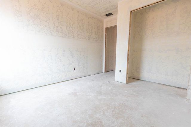 10333 SW 56th Street, Mustang, OK 73064