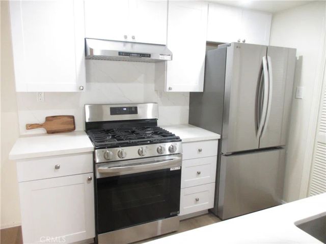 14607 Erwin 210, Van Nuys, CA 91411