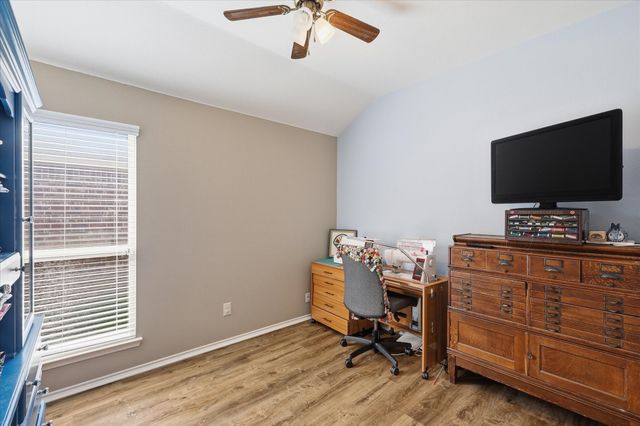 8632 Trailblazer Drive, Cross Roads, TX 76227