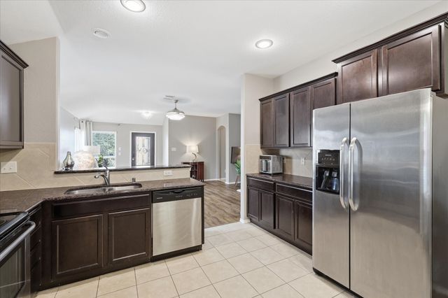 8632 Trailblazer Drive, Cross Roads, TX 76227