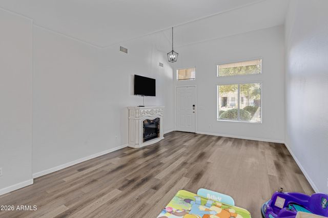 18206 W MISSION Lane, Waddell, AZ 85355