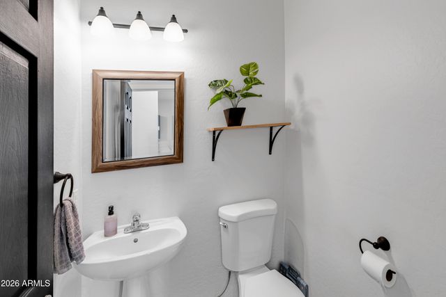 18206 W MISSION Lane, Waddell, AZ 85355