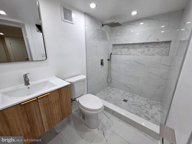 2206 BRINKLEY RD, Fort Washington, MD 20744