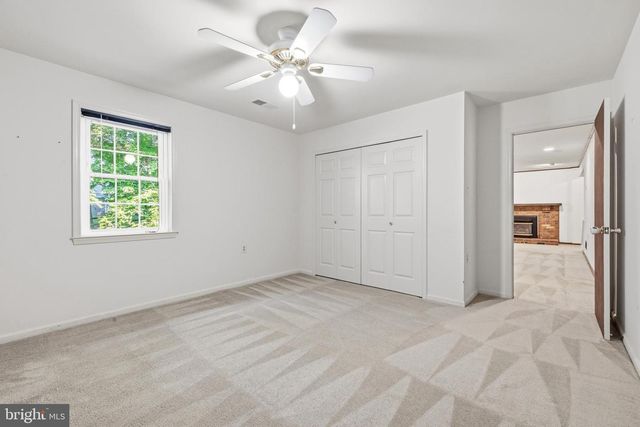 11858 MOHICAN RD, Woodbridge, VA 22192