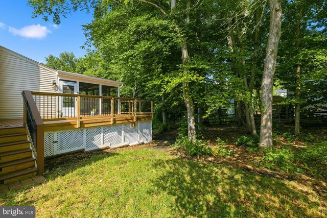 11858 MOHICAN RD, Woodbridge, VA 22192
