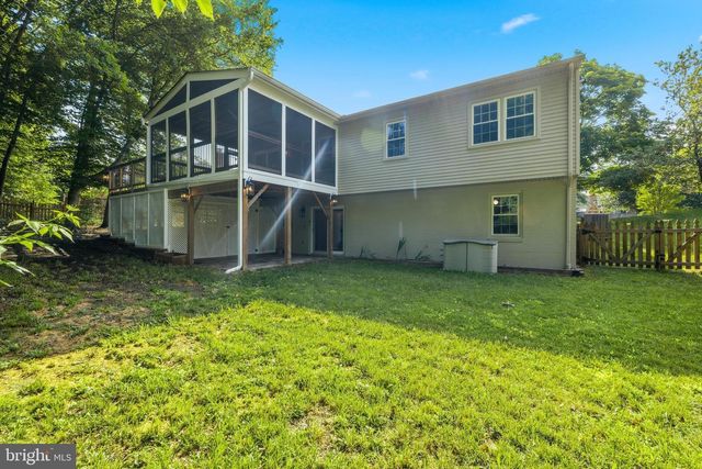 11858 MOHICAN RD, Woodbridge, VA 22192
