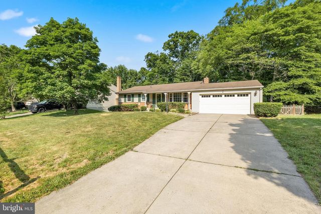 11858 MOHICAN RD, Woodbridge, VA 22192