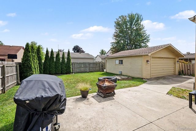25936 Rose Street, Chesterfield Township, MI 48051