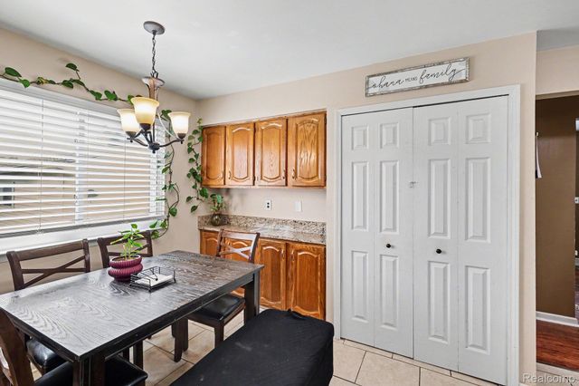 25936 Rose Street, Chesterfield Township, MI 48051