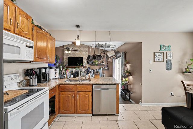 25936 Rose Street, Chesterfield Township, MI 48051