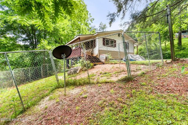 501 Hyatt Creek Road, Marble, NC 28905