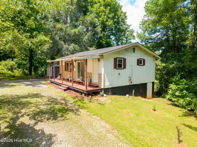 501 Hyatt Creek Road, Marble, NC 28905
