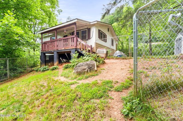 501 Hyatt Creek Road, Marble, NC 28905