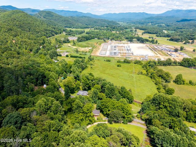501 Hyatt Creek Road, Marble, NC 28905