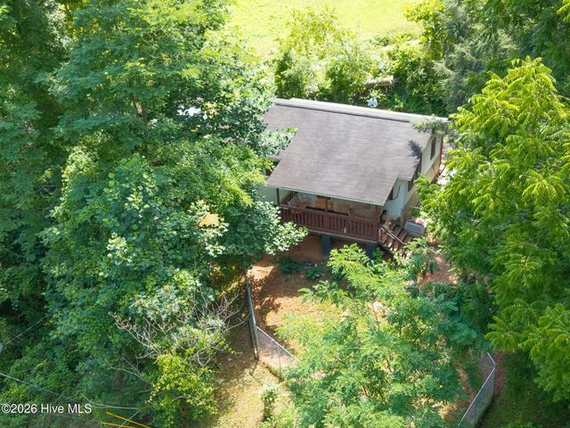 501 Hyatt Creek Road, Marble, NC 28905