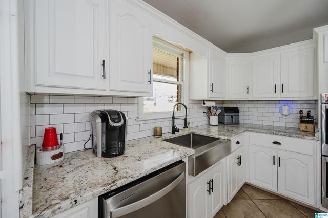 3760 WHITE ROAD, Dora, AL 35062