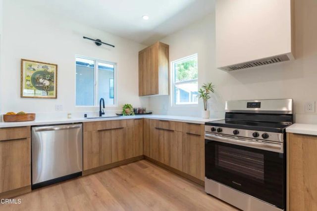 2222 Dorris Place, Los Angeles, CA 90031