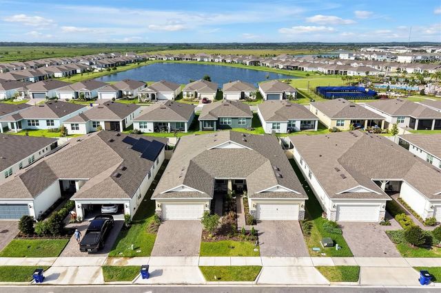 2726 SUMMER RETREAT LANE, Kissimmee, FL 34744