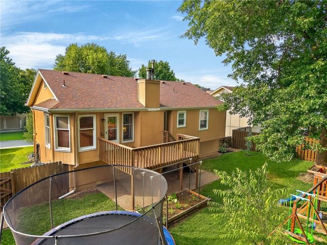 8819 NE 74th Terrace, Kansas City, MO 64158