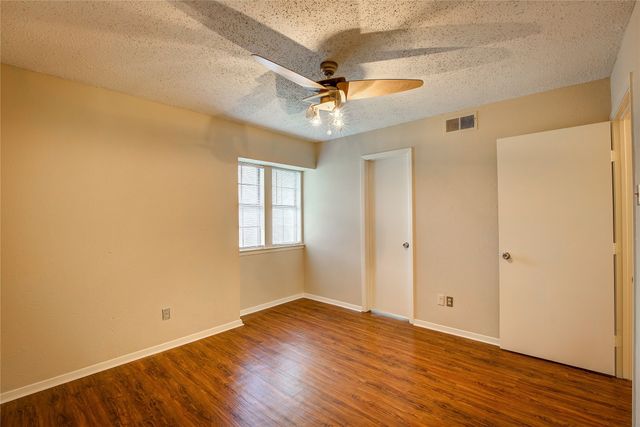 236 Henry M Chandler, Rockwall, TX 75032