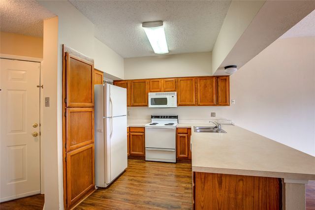 236 Henry M Chandler, Rockwall, TX 75032