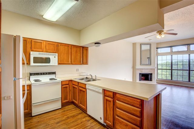 236 Henry M Chandler, Rockwall, TX 75032