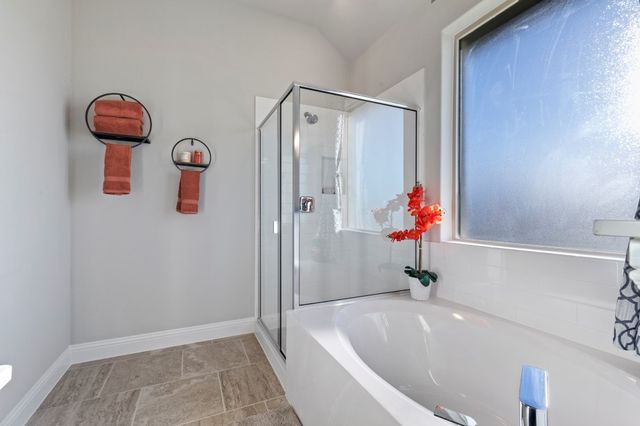 10400 SUNSET SHORE Drive, Grand Prairie, TX 76065