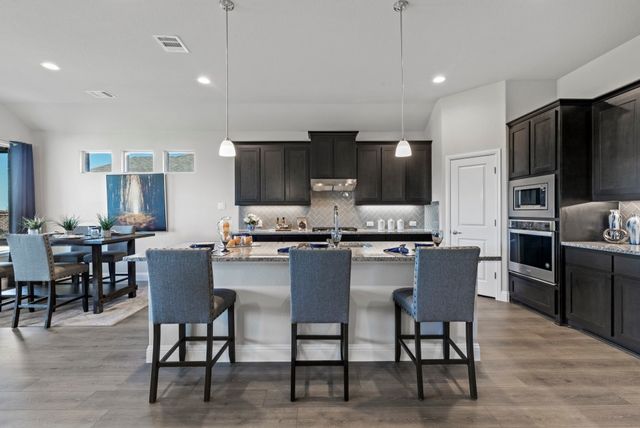 10400 SUNSET SHORE Drive, Grand Prairie, TX 76065