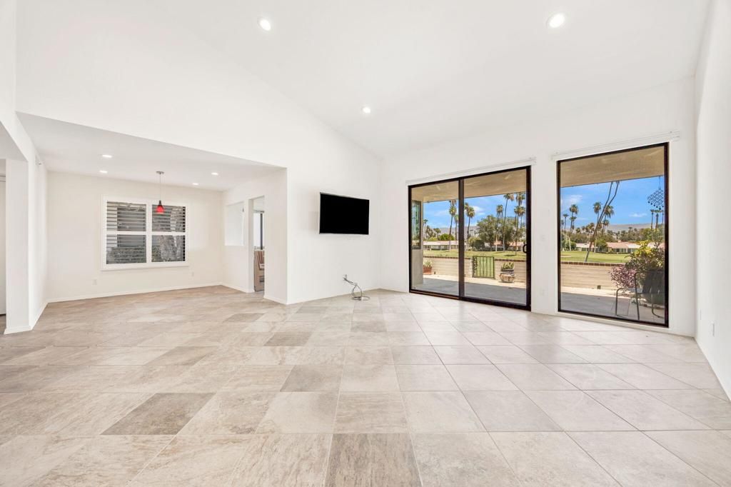 Image 13 of property listing at 85 Calle Encinitas, Rancho Mirage, CA 92270