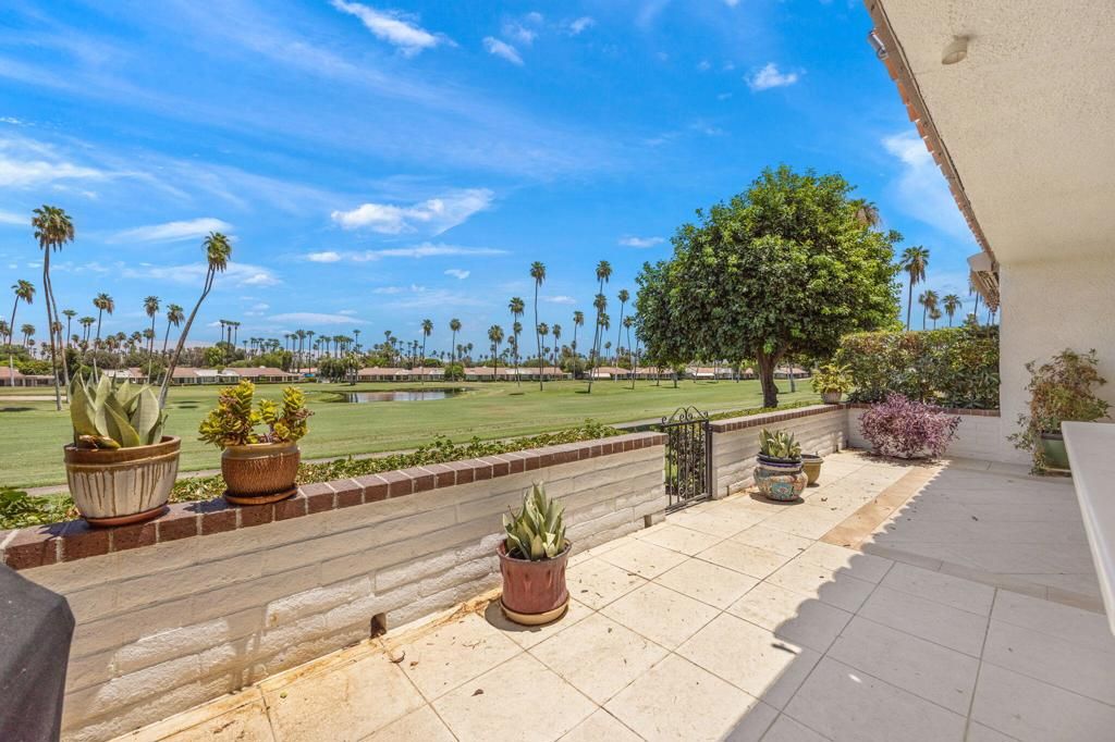 Image 14 of property listing at 85 Calle Encinitas, Rancho Mirage, CA 92270