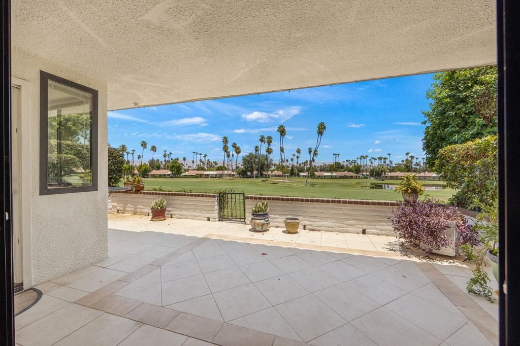 Image 15 of property listing at 85 Calle Encinitas, Rancho Mirage, CA 92270
