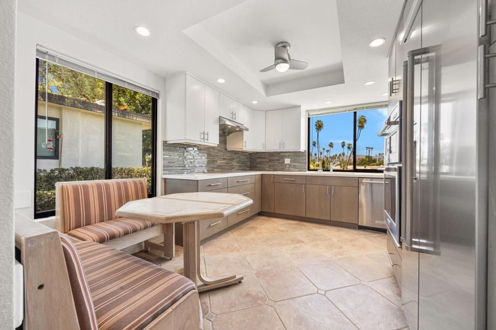 Image 5 of property listing at 85 Calle Encinitas, Rancho Mirage, CA 92270