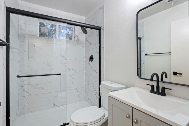 1860 Lucerne Ave, Stockton, CA 95203