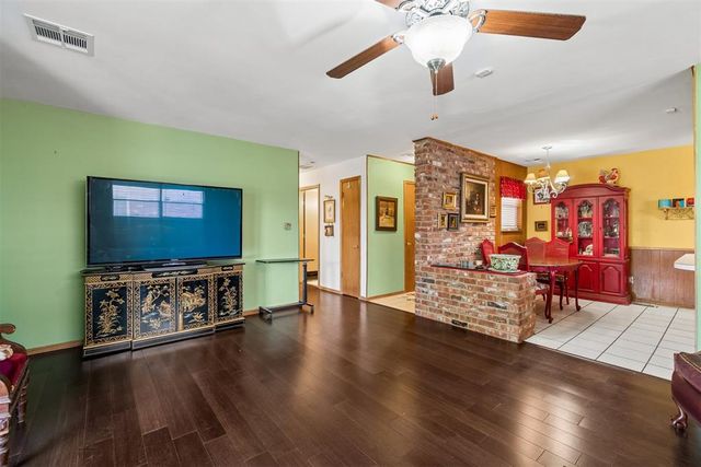 10108 Haverhill Place, Oklahoma City, OK 73120