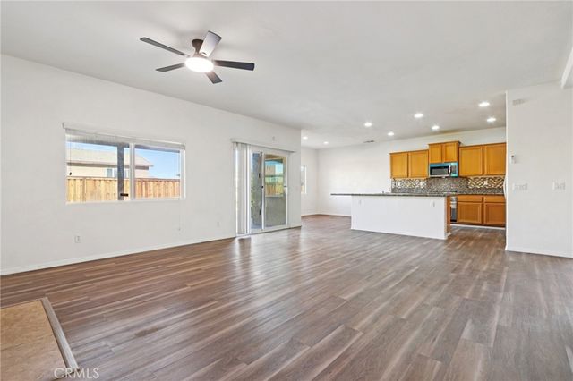 11014 Santa Anita, Adelanto, CA 92301