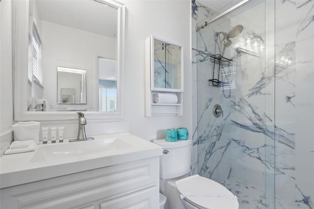 207 71ST STREET E, Holmes Beach, FL 34217