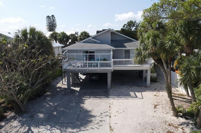 207 71ST STREET E, Holmes Beach, FL 34217
