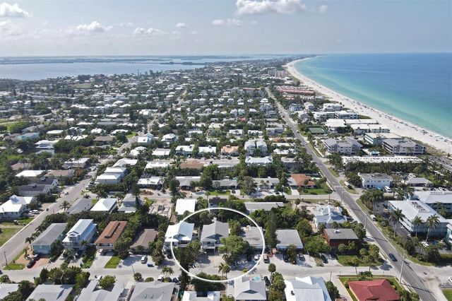 207 71ST STREET E, Holmes Beach, FL 34217