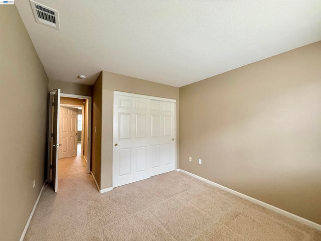 852 Meadow View Dr, Richmond, CA 94806