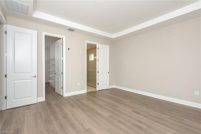 2091 Grove DR, Naples, FL 34120