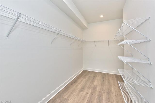 2091 Grove DR, Naples, FL 34120