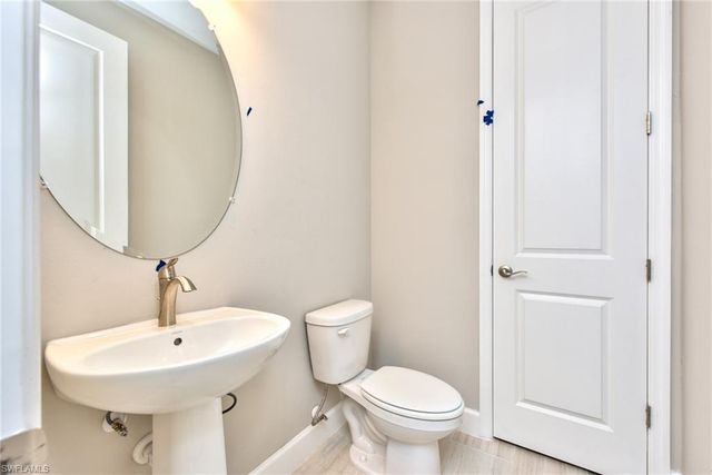 2091 Grove DR, Naples, FL 34120